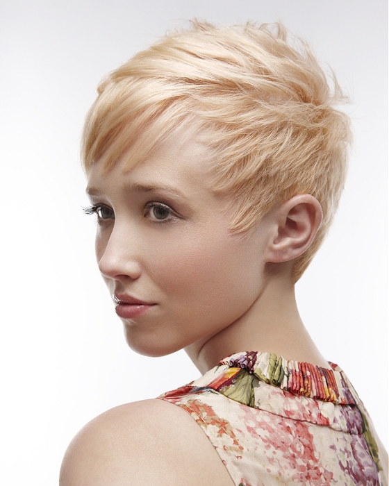 KJM Salons short blonde Hairstyles